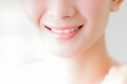 東京で人気の美容・審美治療メニュー①セラミック治療